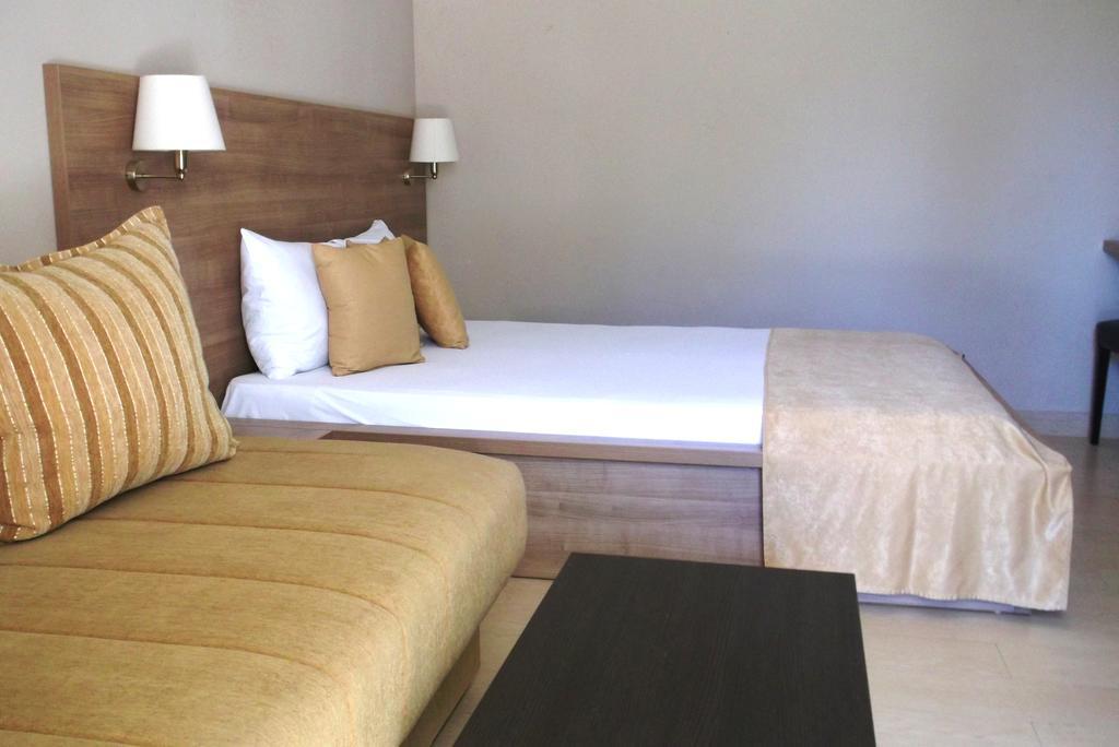 Vila V Lux Apartments Petrovac Exterior photo
